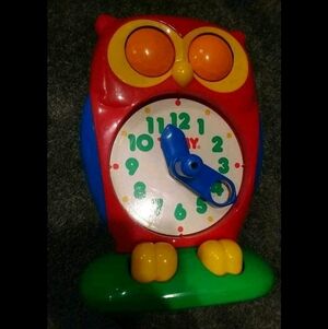 Tomy Telling Time Owl Clock Vintage